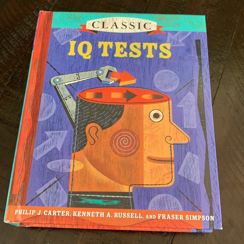 Books - Picture 8 of 17